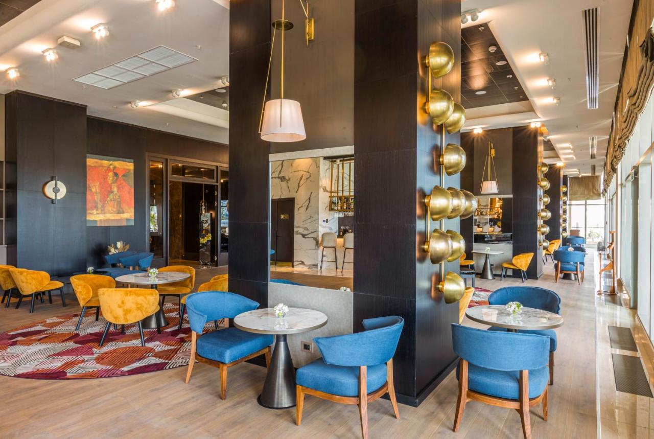 Hilton Samarkand Regency Eksteriør bilde
