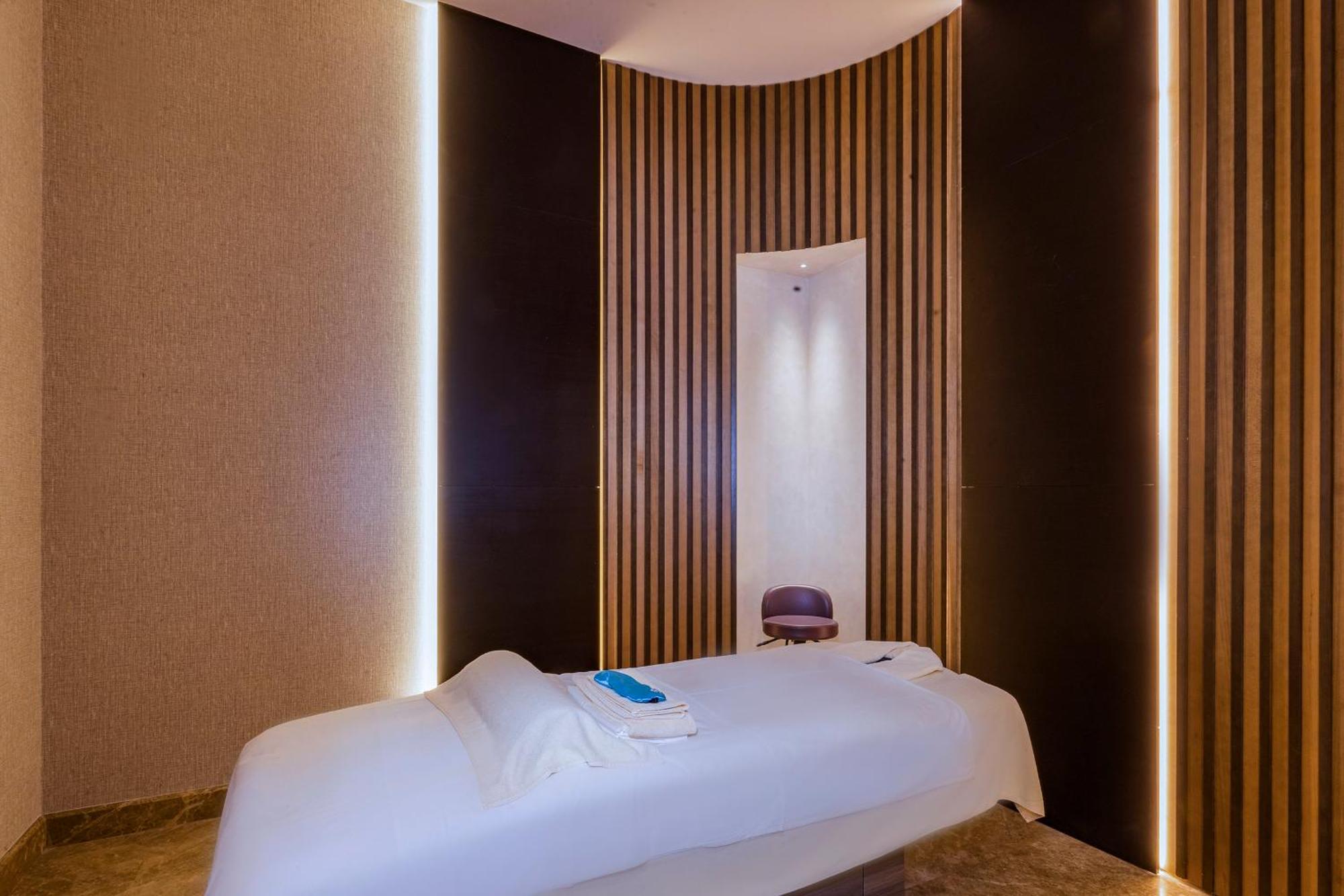 Hilton Samarkand Regency Eksteriør bilde