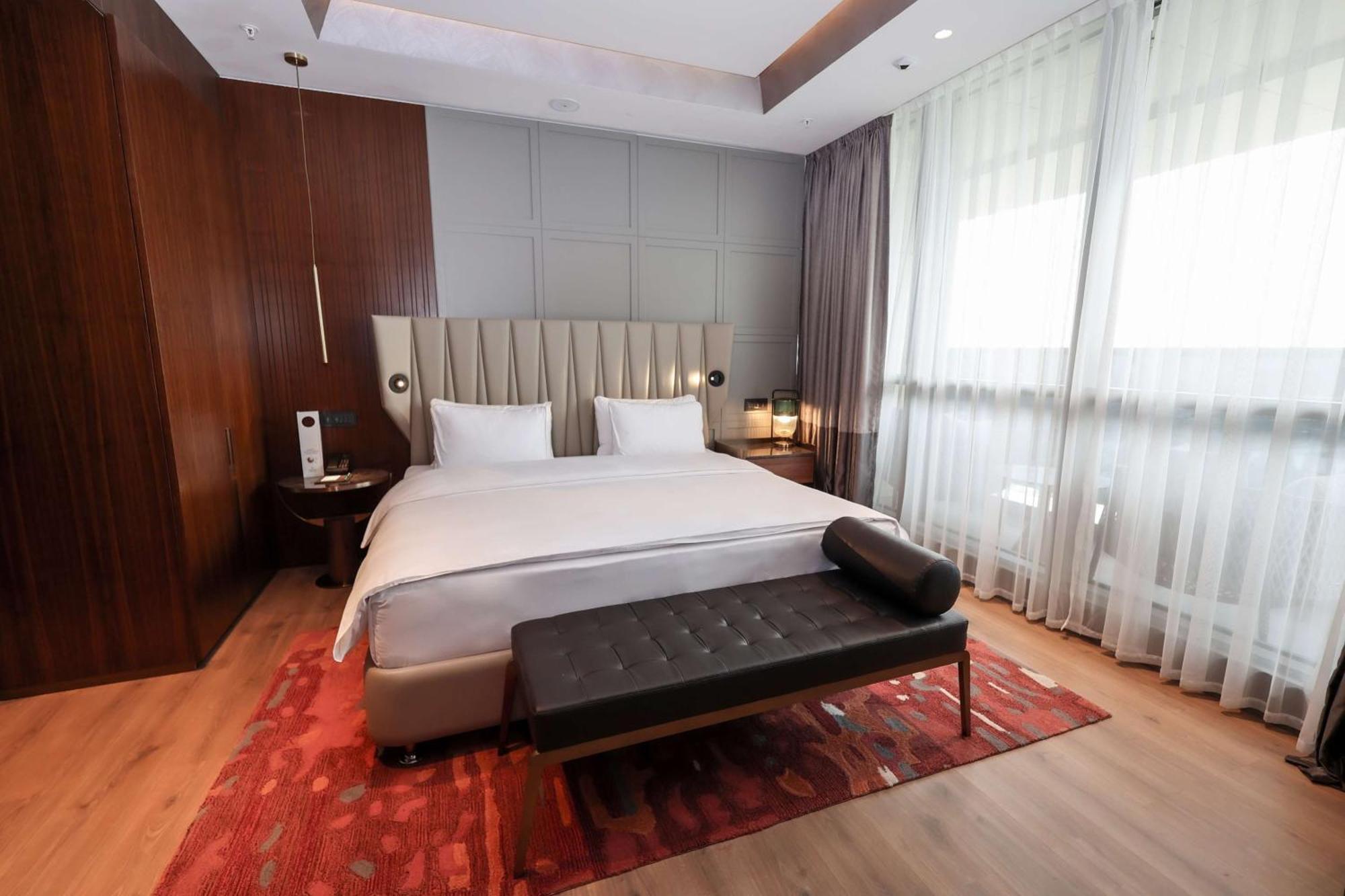 Hilton Samarkand Regency Eksteriør bilde